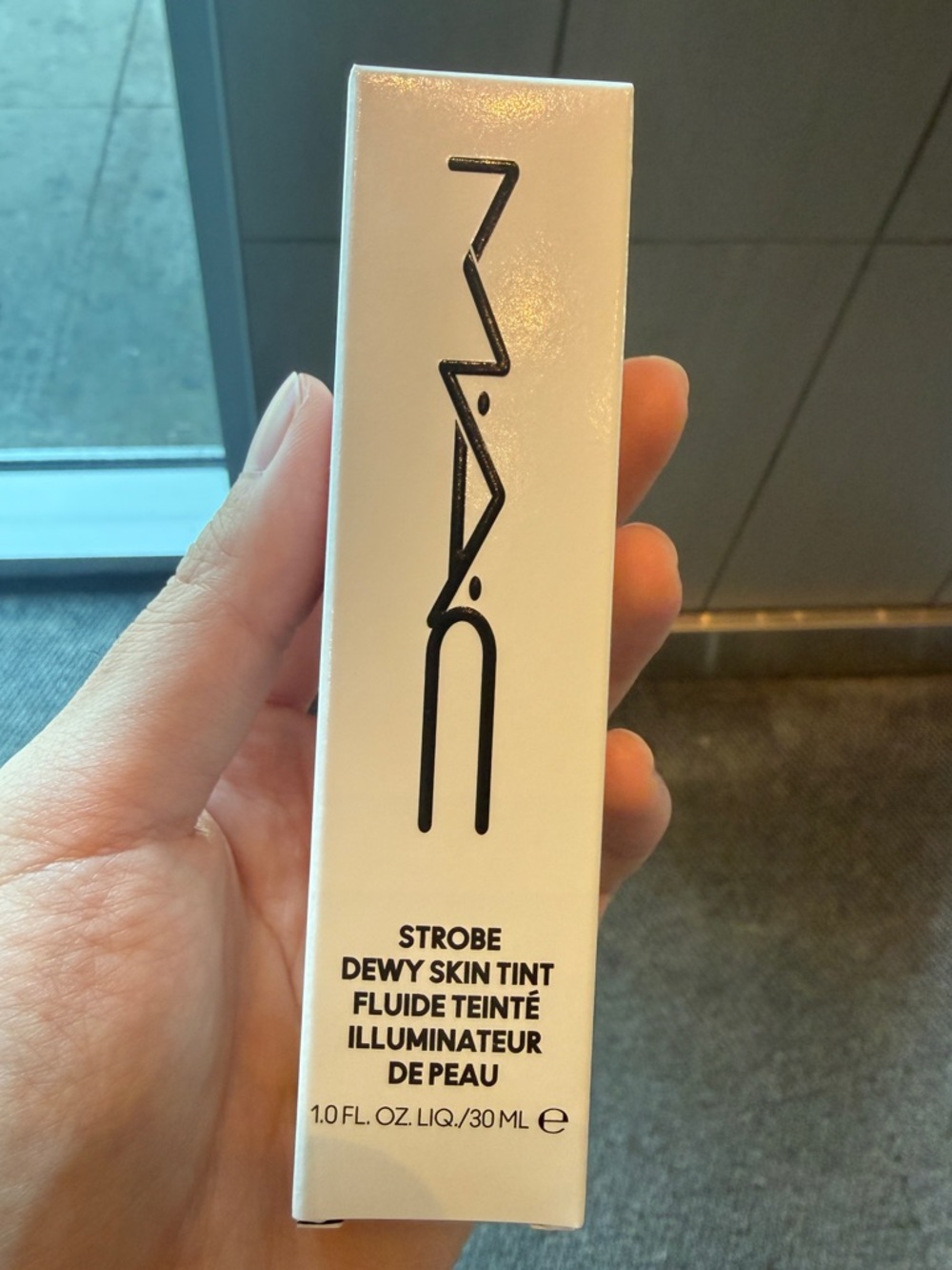 MAC Cosmetics Strobe Dewy Skin Tint